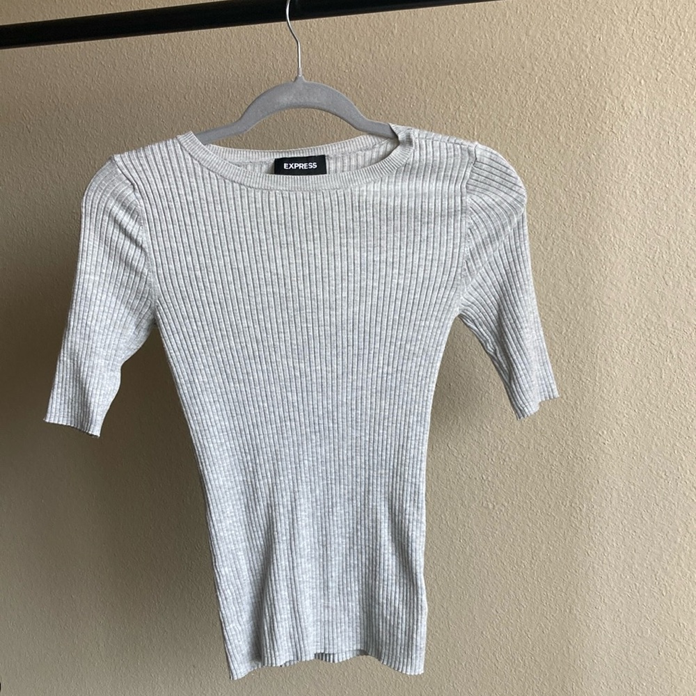 Lovely boatneck fitted top, Can be worn casual or with a suit.